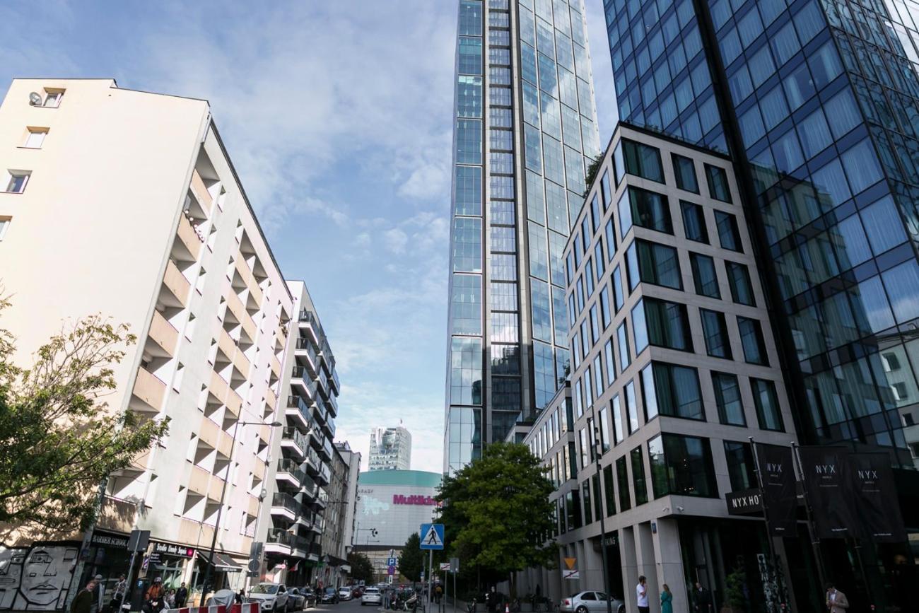 Chmielna 106 - Free Parking - Duzy Balkon Appartement Warschau Buitenkant foto