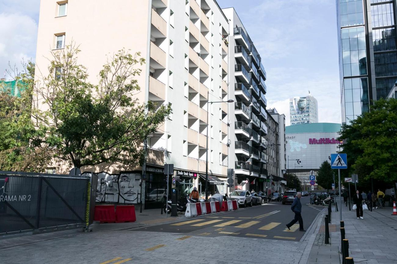 Chmielna 106 - Free Parking - Duzy Balkon Appartement Warschau Buitenkant foto
